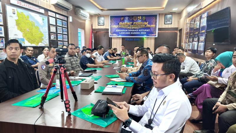 Persiapan Operasi Ketupat 2025, Dirlantas Pimpin Rapat Forum LLAJ